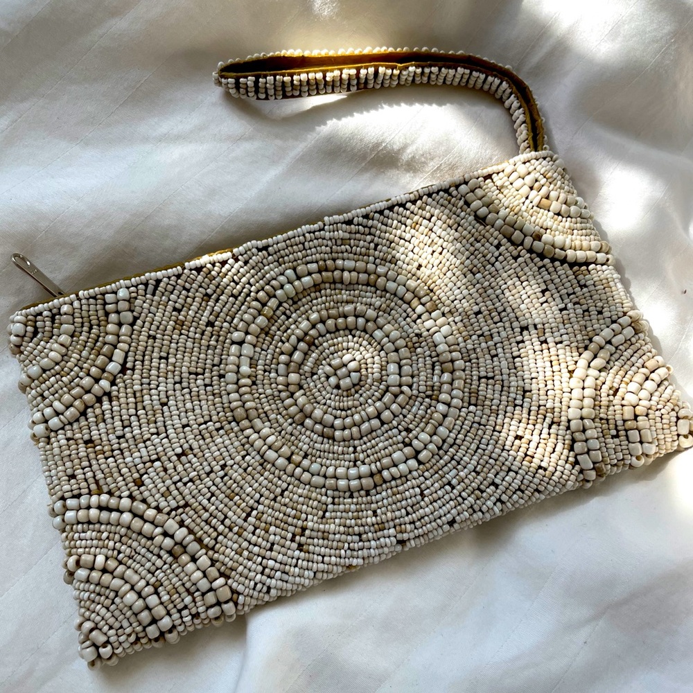 Tommy Bahama Hand Beaded Wristlet in Natural 💛